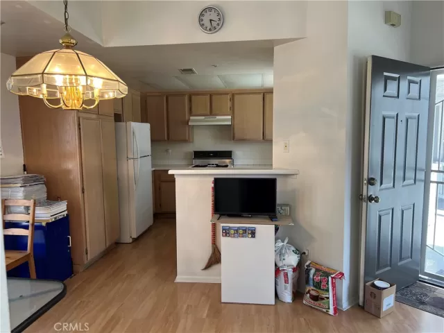 MLS: OC23057334 Condo For Sale