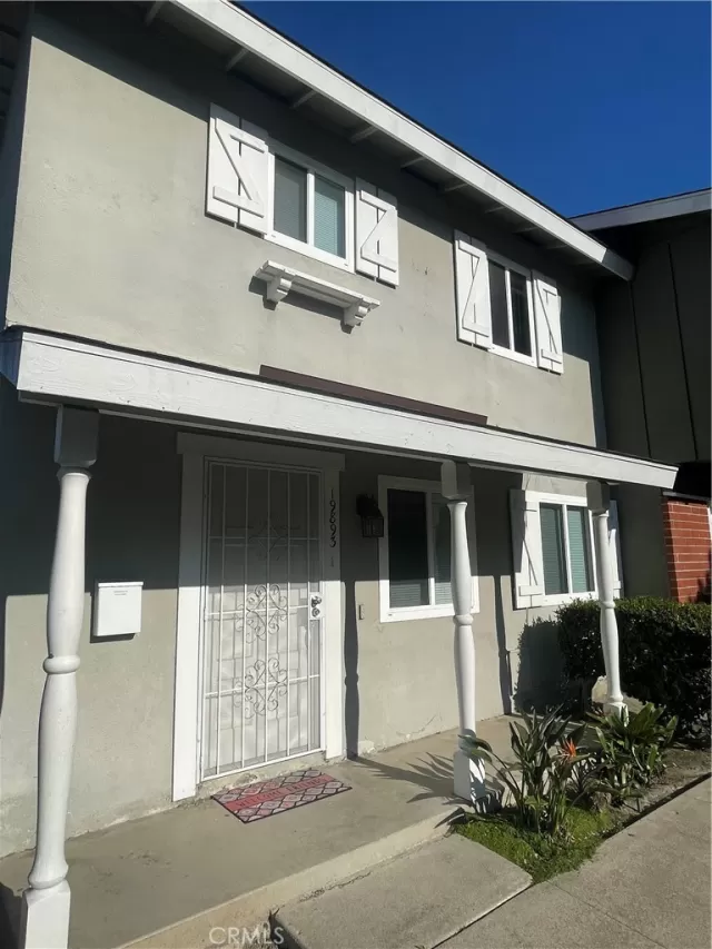 MLS: OC23057453 Condo For Sale
