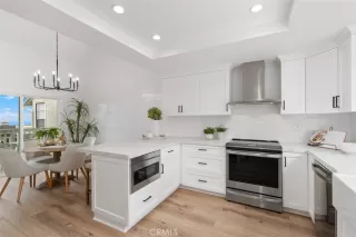 Photo #2: OC23057983 Listing 