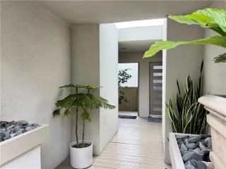 Photo #6: OC23058196 Listing 