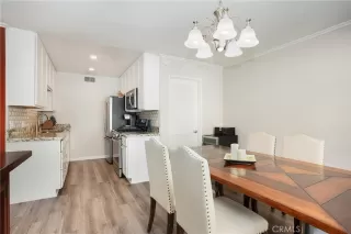 Photo #4: OC23058655 Listing