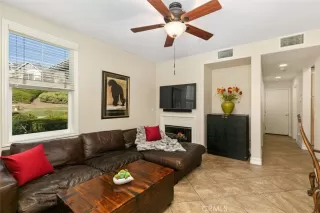 Photo #3: OC23058657 Listing 