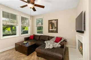 Photo #5: OC23058657 Listing 