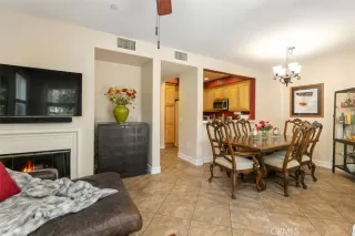 Photo #6: OC23058657 Listing 