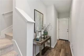 Photo #6: OC23059009 Listing