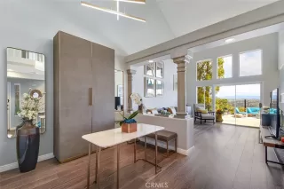 Photo #4: OC23059014 Listing