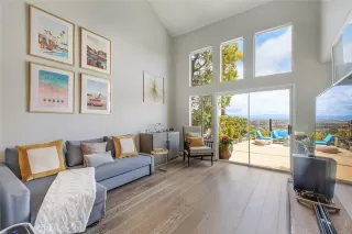 Photo #6: OC23059014 Listing