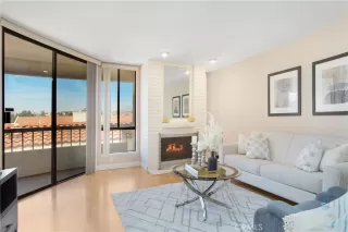 Photo #2: OC23059035 Listing 