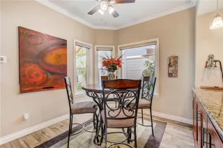 Photo #6: OC23059159 Listing