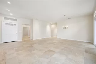 Photo #5: OC23059383 Listing