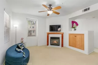 Photo #4: OC23059605 Listing