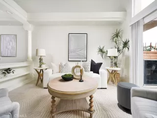 Photo #4: OC23059956 Listing