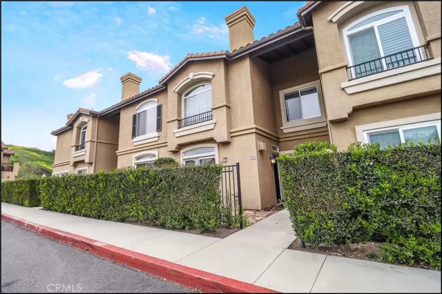 MLS: OC23060122 Condo For Sale