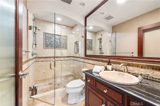 Photo #4: OC23060193 Listing