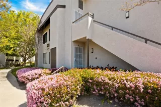 Photo #2: OC23060318 Listing