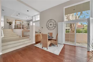 Photo #6: OC23060748 Listing 