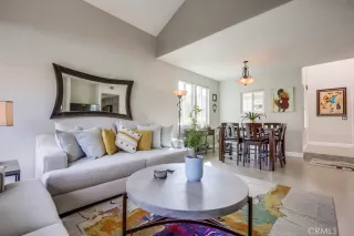 Photo #6: OC23060810 Listing 