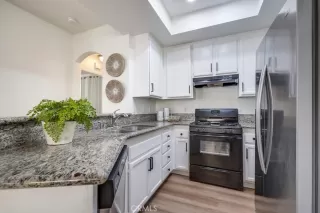 Photo #4: OC23060885 Listing 