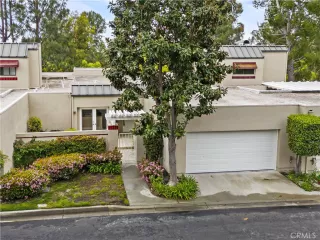 Photo #1: OC23061028 Listing