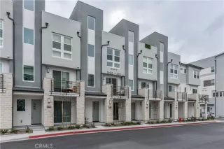 Photo #1: OC23061077 Listing 