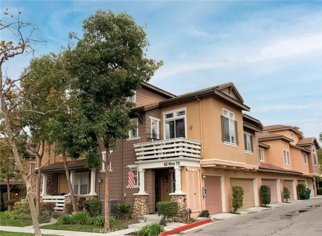 MLS: OC23061146 Condo For Sale