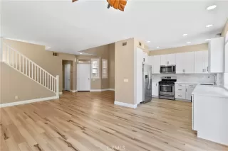 Photo #6: OC23061441 Listing 