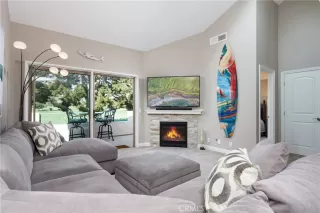 Photo #1: OC23061654 Listing 