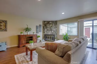 Photo #6: OC23061797 Listing 