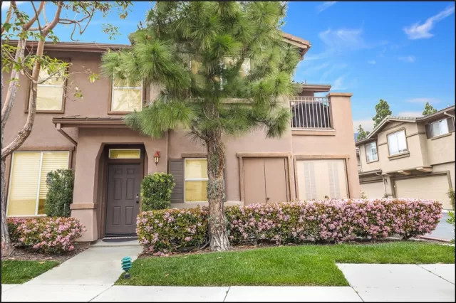 MLS: OC23061823 Condo For Sale