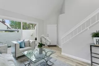 Photo #1: OC23061979 Listing