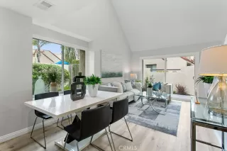 Photo #4: OC23061979 Listing