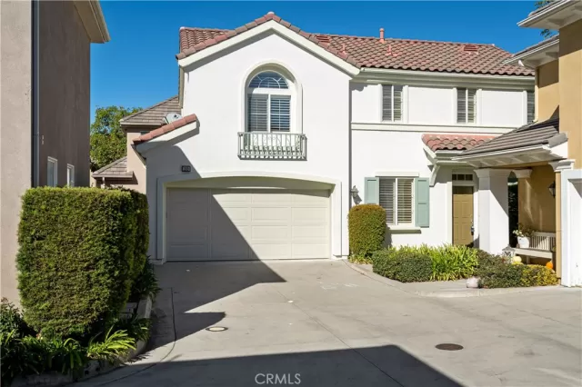 MLS: OC23062261 Condo For Sale