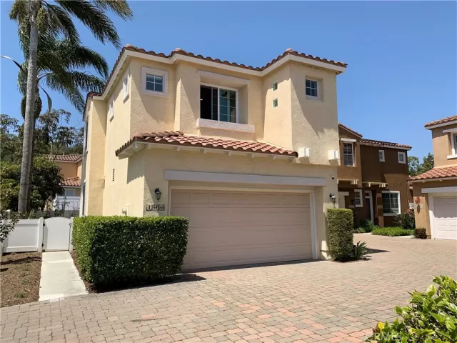 MLS: OC23062423 Condo For Sale