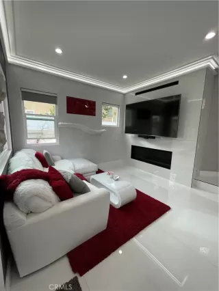 Photo #1: OC23062423 Listing 