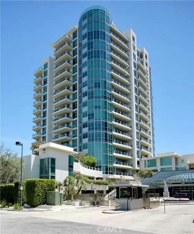 MLS: OC23062467 Condo For Sale