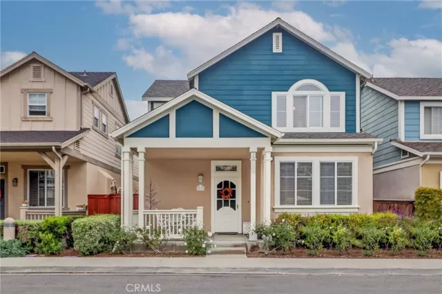 MLS: OC23062567 Condo For Sale