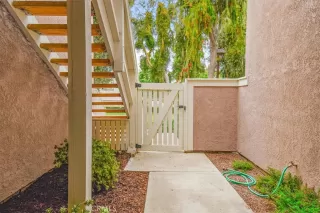 Photo #6: OC23062628 Listing 