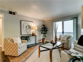 Photo #3: OC23063028 Listing 