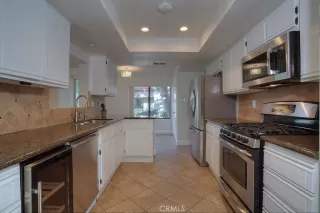 Photo #6: OC23063051 Listing