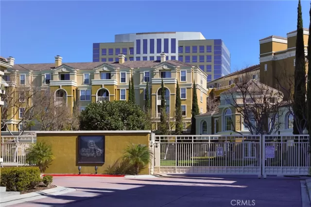 MLS: OC23063430 Condo For Sale