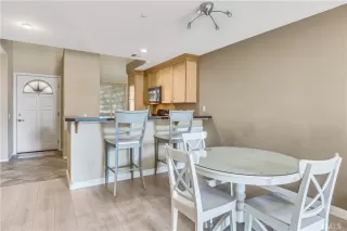 Photo #5: OC23063458 Listing 