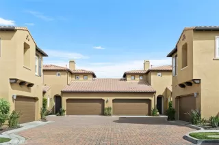 Photo #1: OC23063635 Listing 