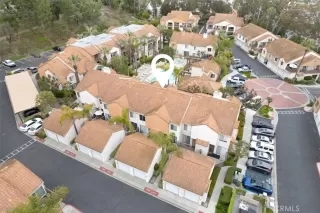 Photo #3: OC23063645 Listing 