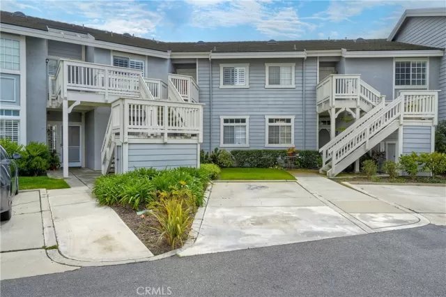 MLS: OC23063704 Condo For Sale