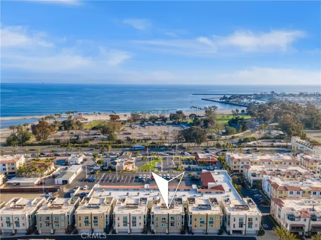 MLS: OC23063896 Condo For Sale