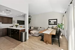 Photo #3: OC23063926 Listing