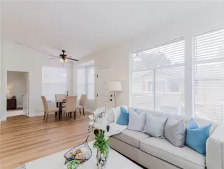 Photo #3: OC23064367 Listing 