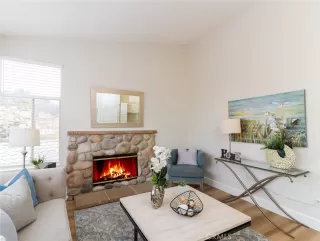 Photo #6: OC23064367 Listing 