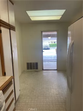 Photo #3: OC23064419 Listing