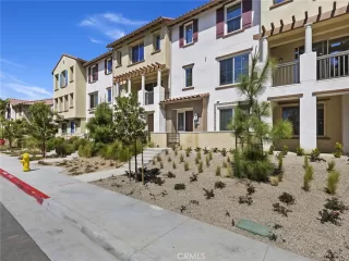 Photo #1: OC23064505 Listing 